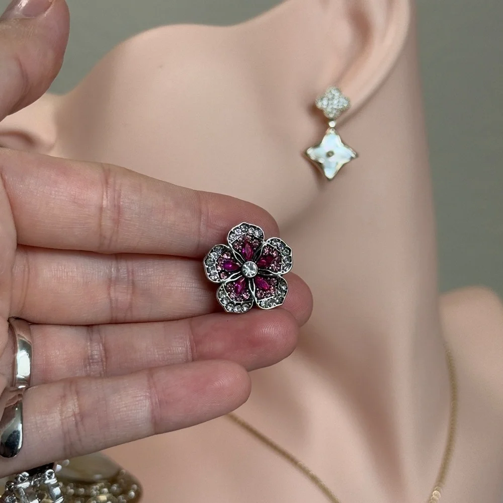 Floral Brooch With Pink Zirconia